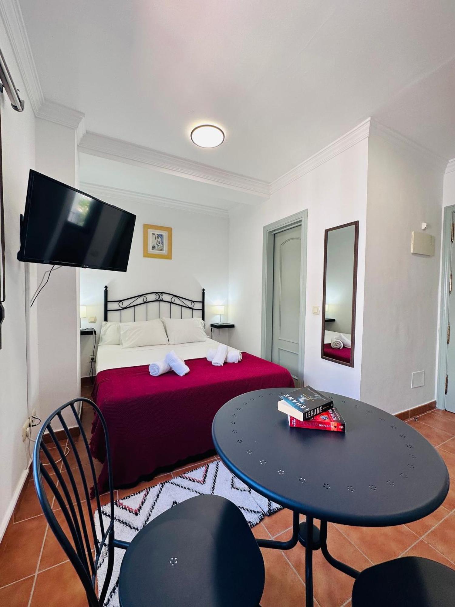 Aparthotel Village