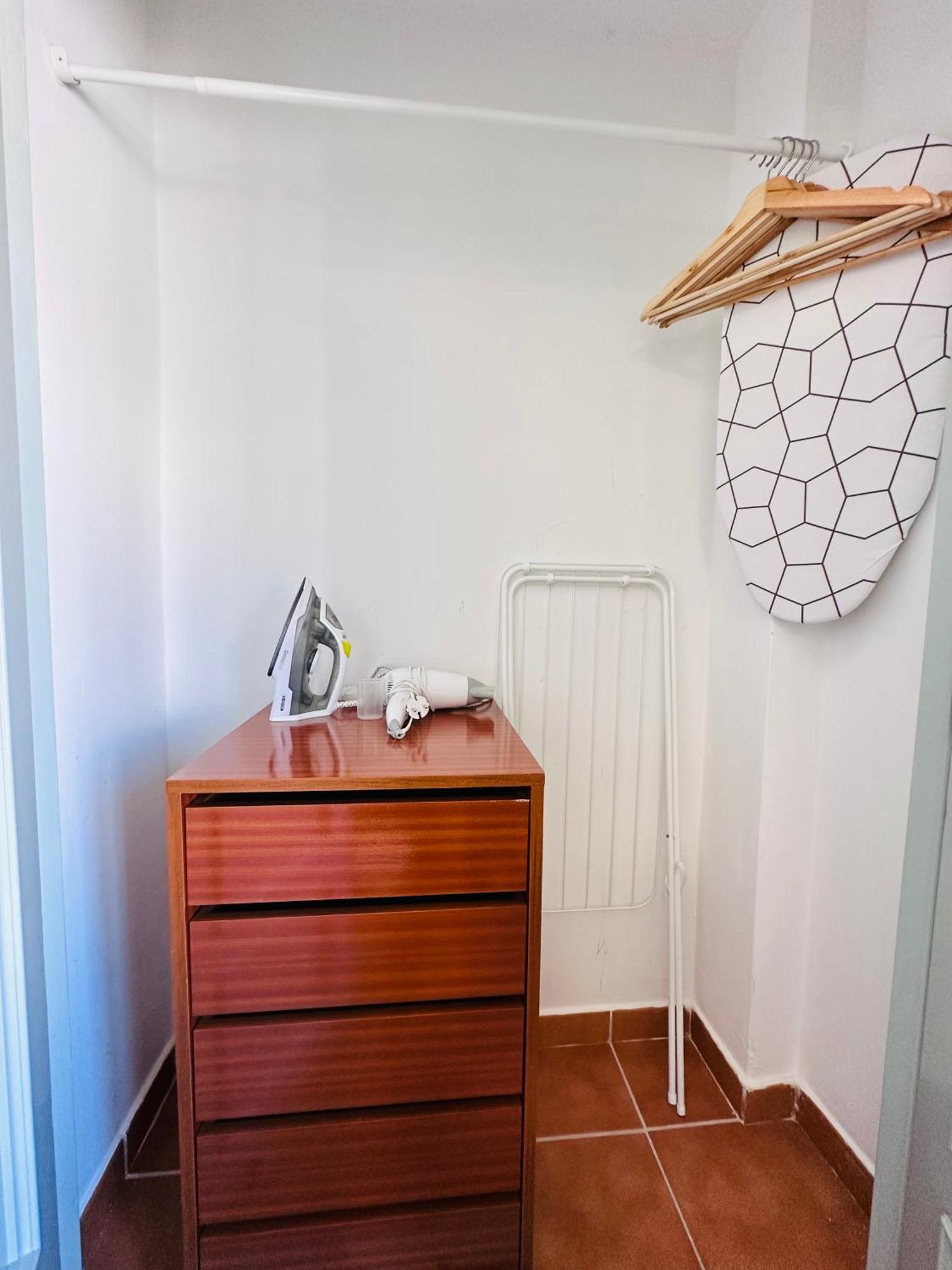 Village Aparthotel *