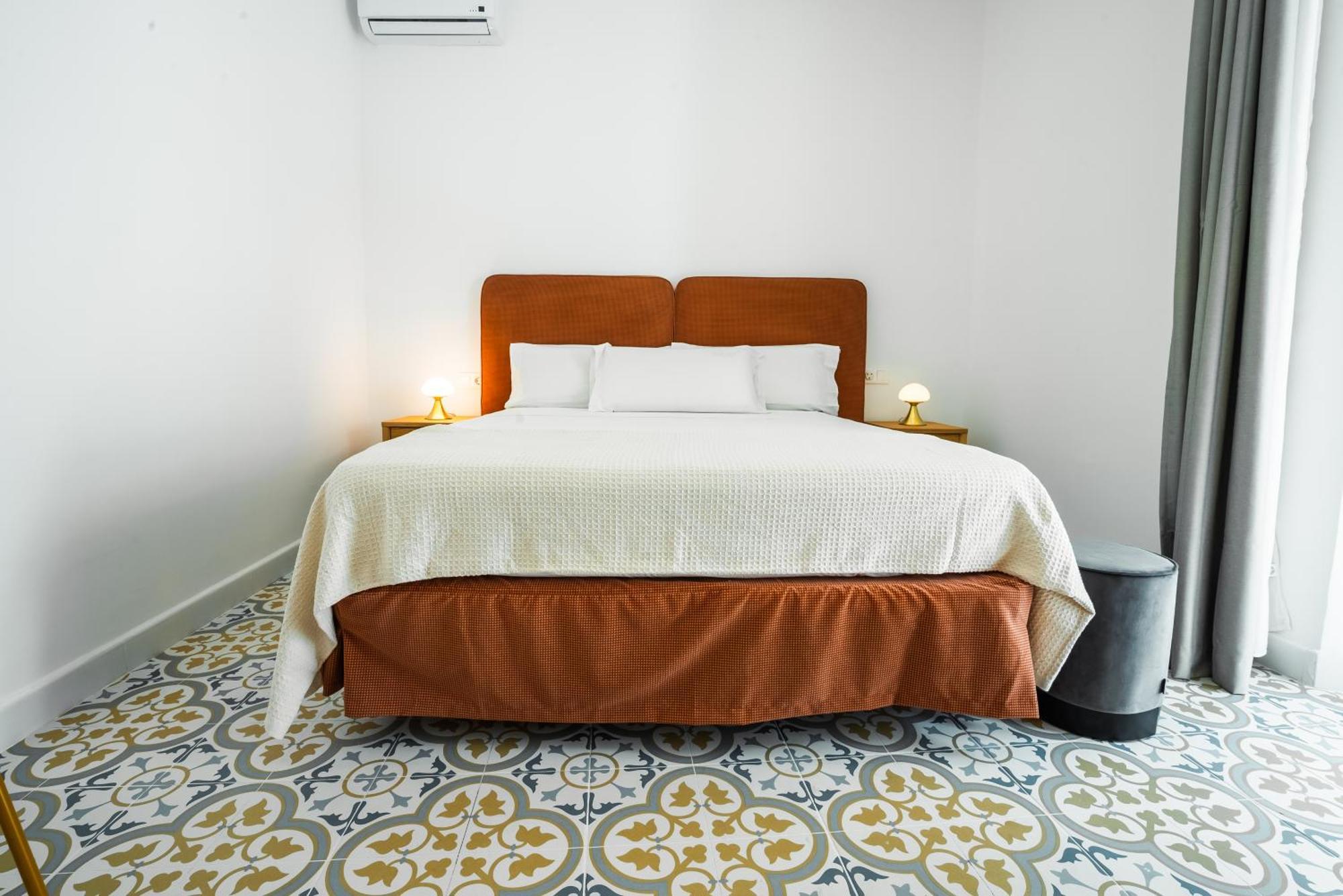 Village Aparthotel *