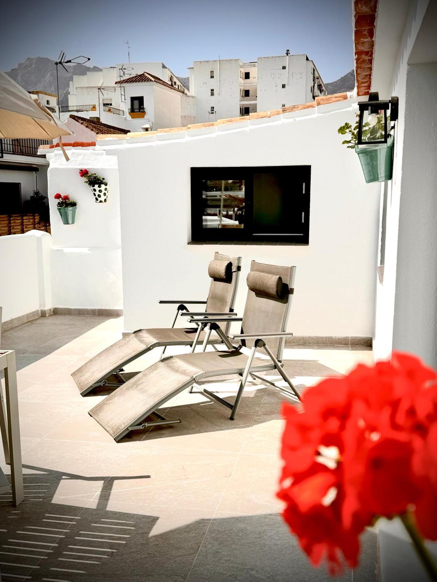 Village Aparthotel