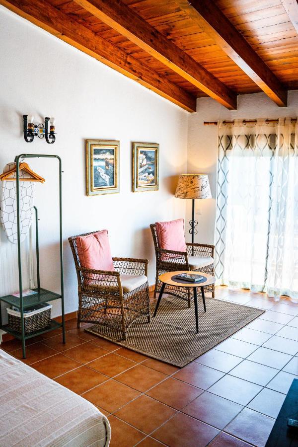 Village Aparthotel *